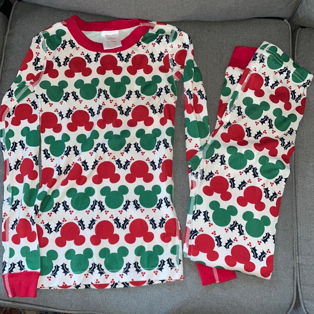 Hanna Anderson family pjs 150